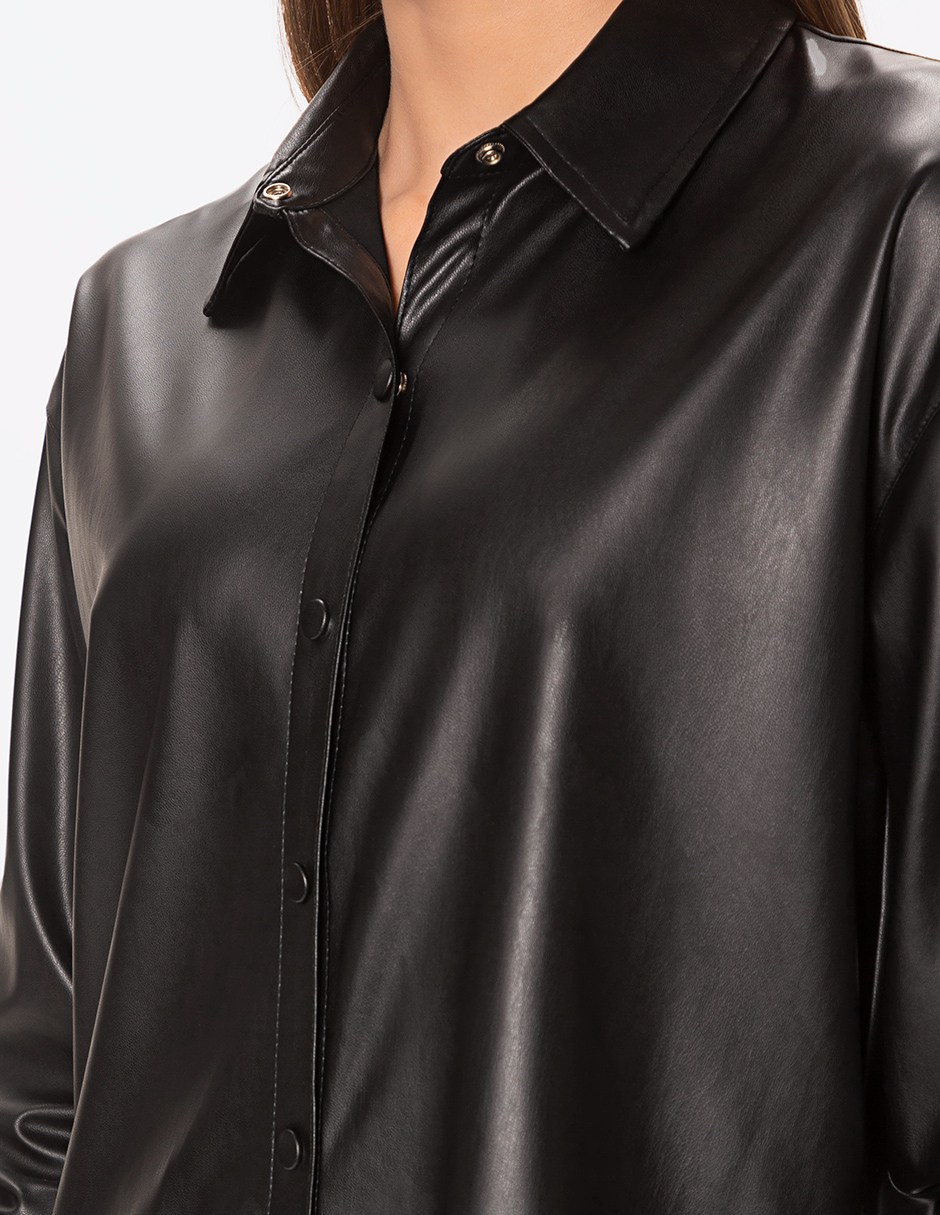 Blusa Studio F manga larga para mujer