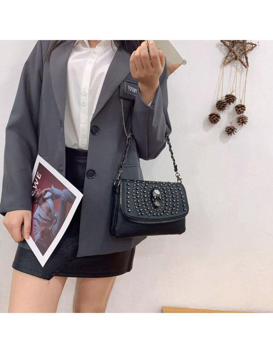 Bolsa crossbody Skullgirl de cuero para mujer