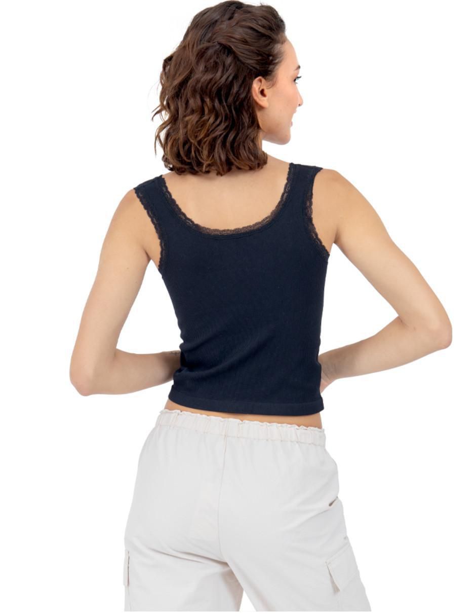 Top escote regular tirante ancho 3