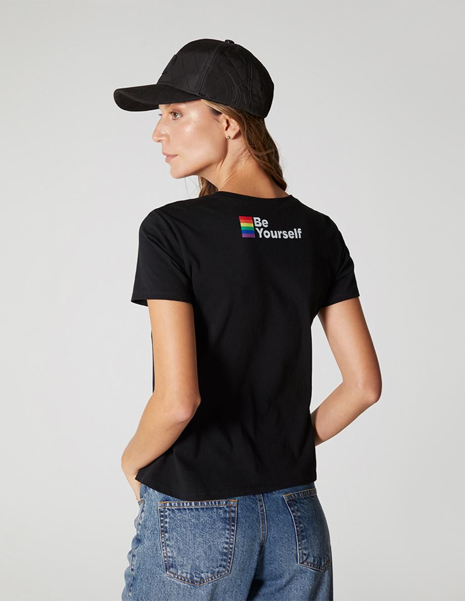 Playera manga corta Pride cuello redondo mujer