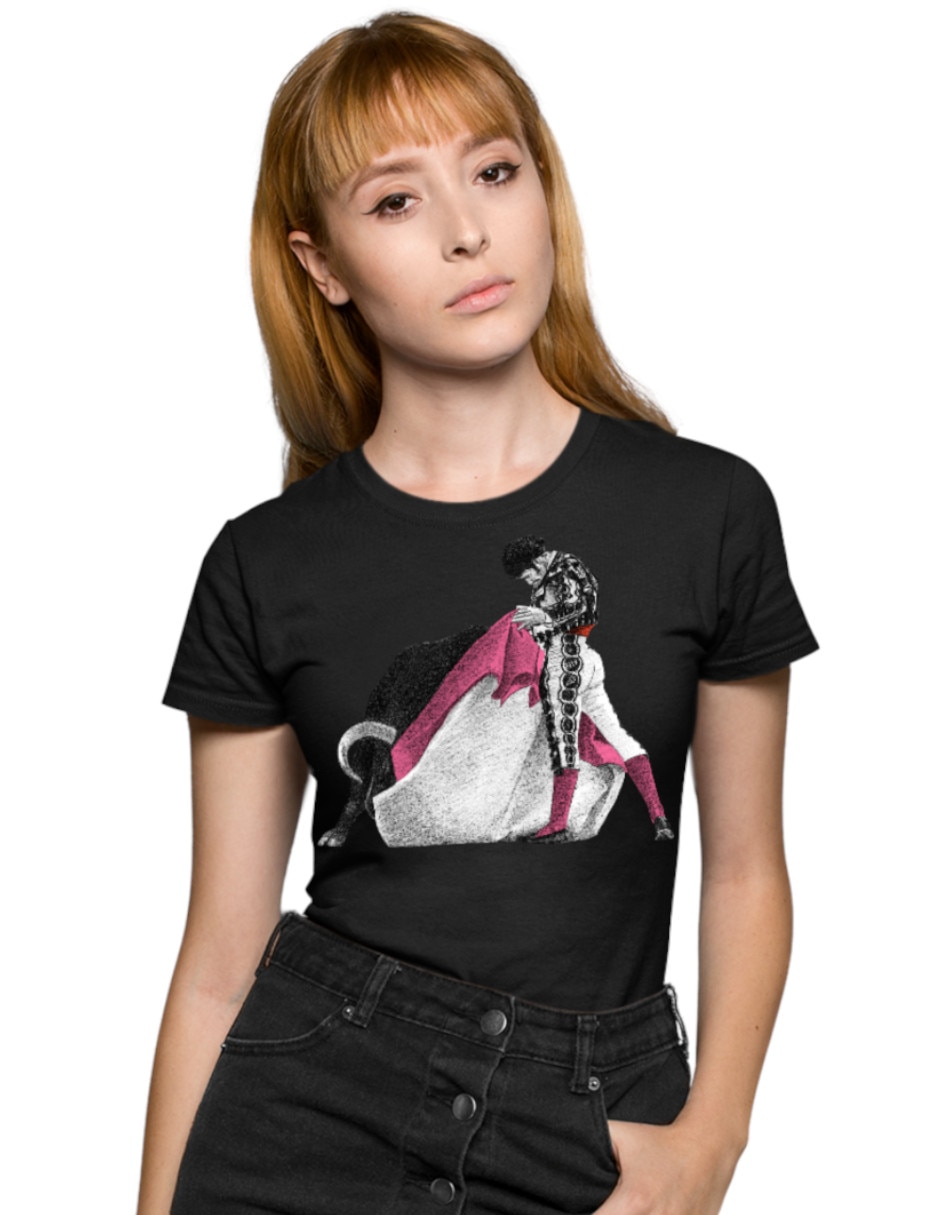 Playera manga corta Marëvnyk cuello redondo para mujer