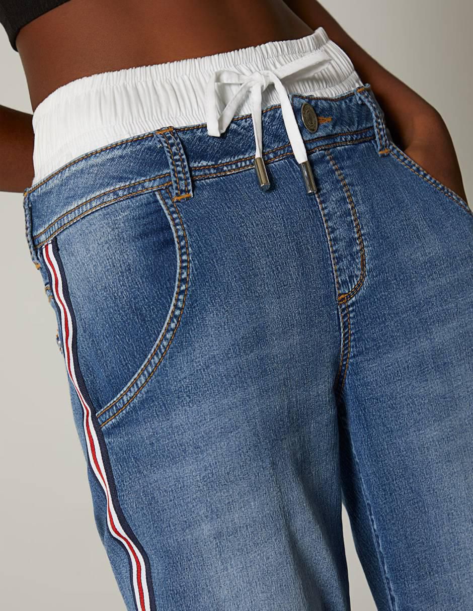 Jeans straight sporty striped denim para mujer