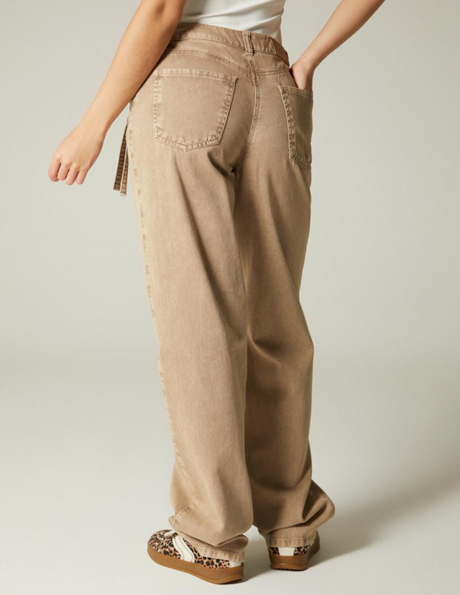 Jeans straight denim sobrepuesto para mujer