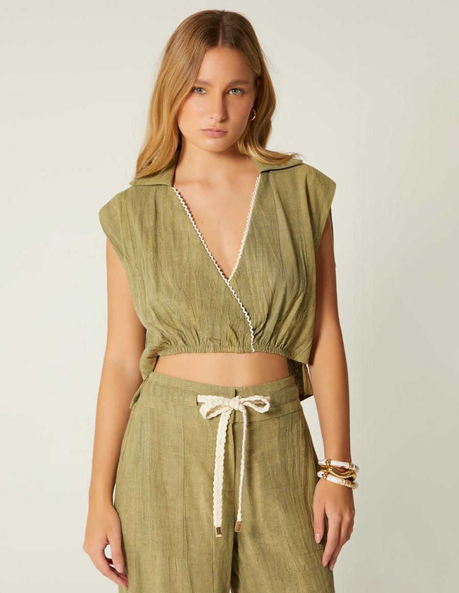 Top Studio F cuello camisero escote v