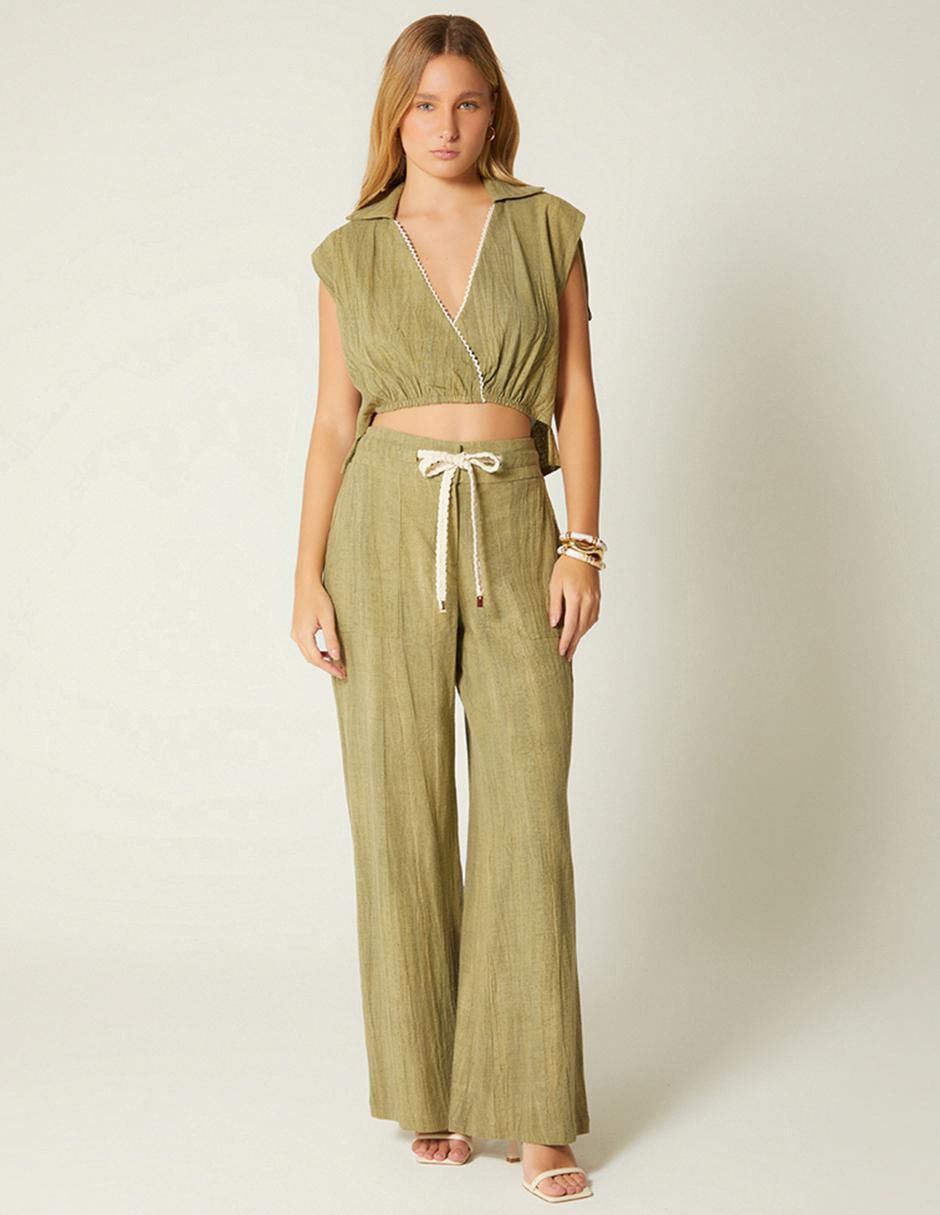 Top Studio F cuello camisero escote v