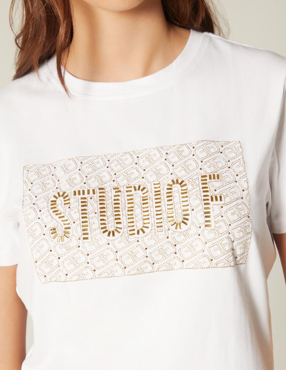Playera manga corta Bordado Ff cuello redondo mujer