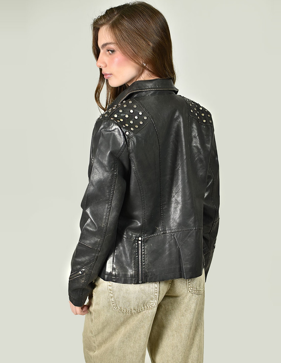 Chamarra impermeable para mujer 4