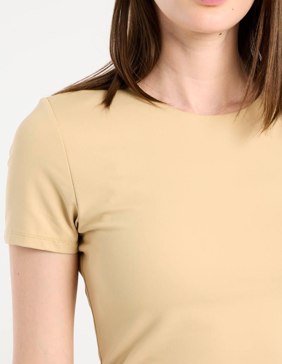 Playera manga corta cuello redondo mujer 4