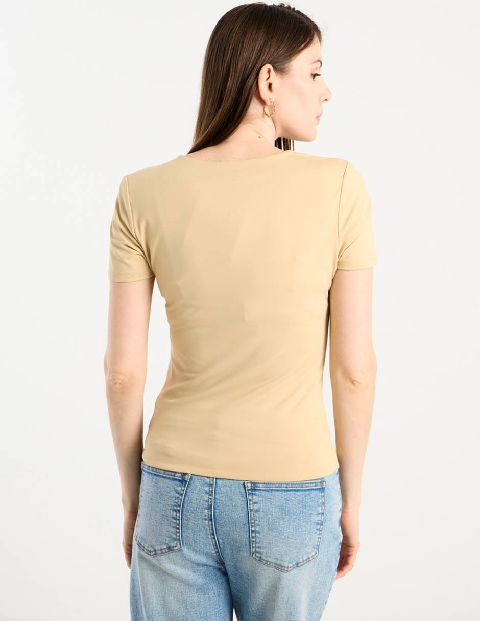 Playera manga corta cuello redondo mujer 7