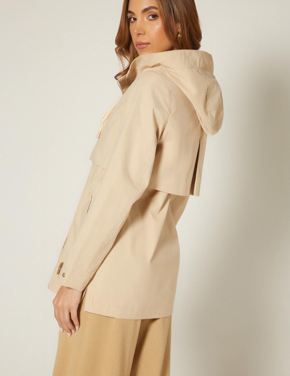 Gabardina impermeable con bolsillos Studio F para mujer