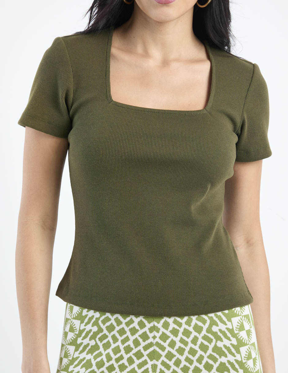 Playera manga corta Petite Studio cuello cuadrado para mujer