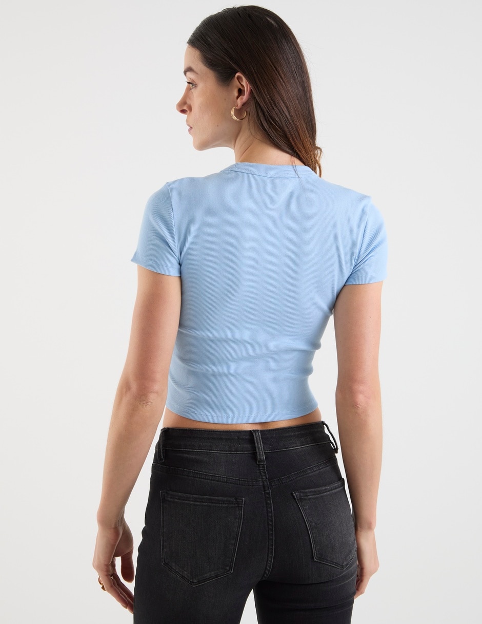 Playera manga corta cuello redondo mujer 6
