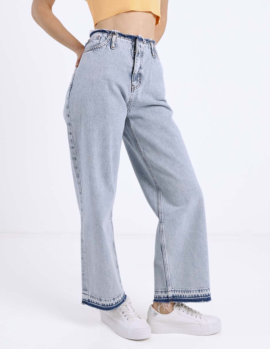Jeans relaxed straight para mujer