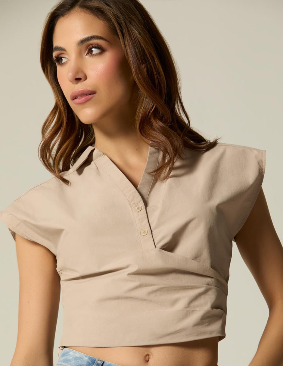 Top Studio F cuello camisero escote v