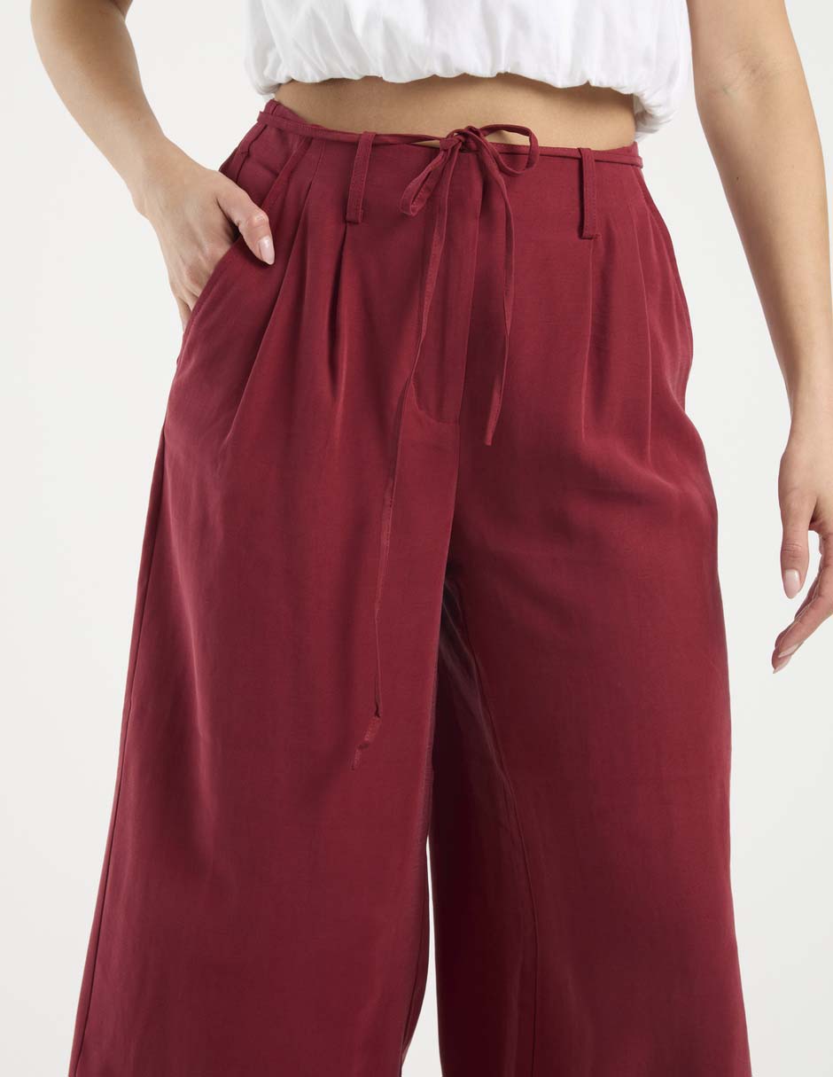 Pantalón relaxed amplio para mujer 9
