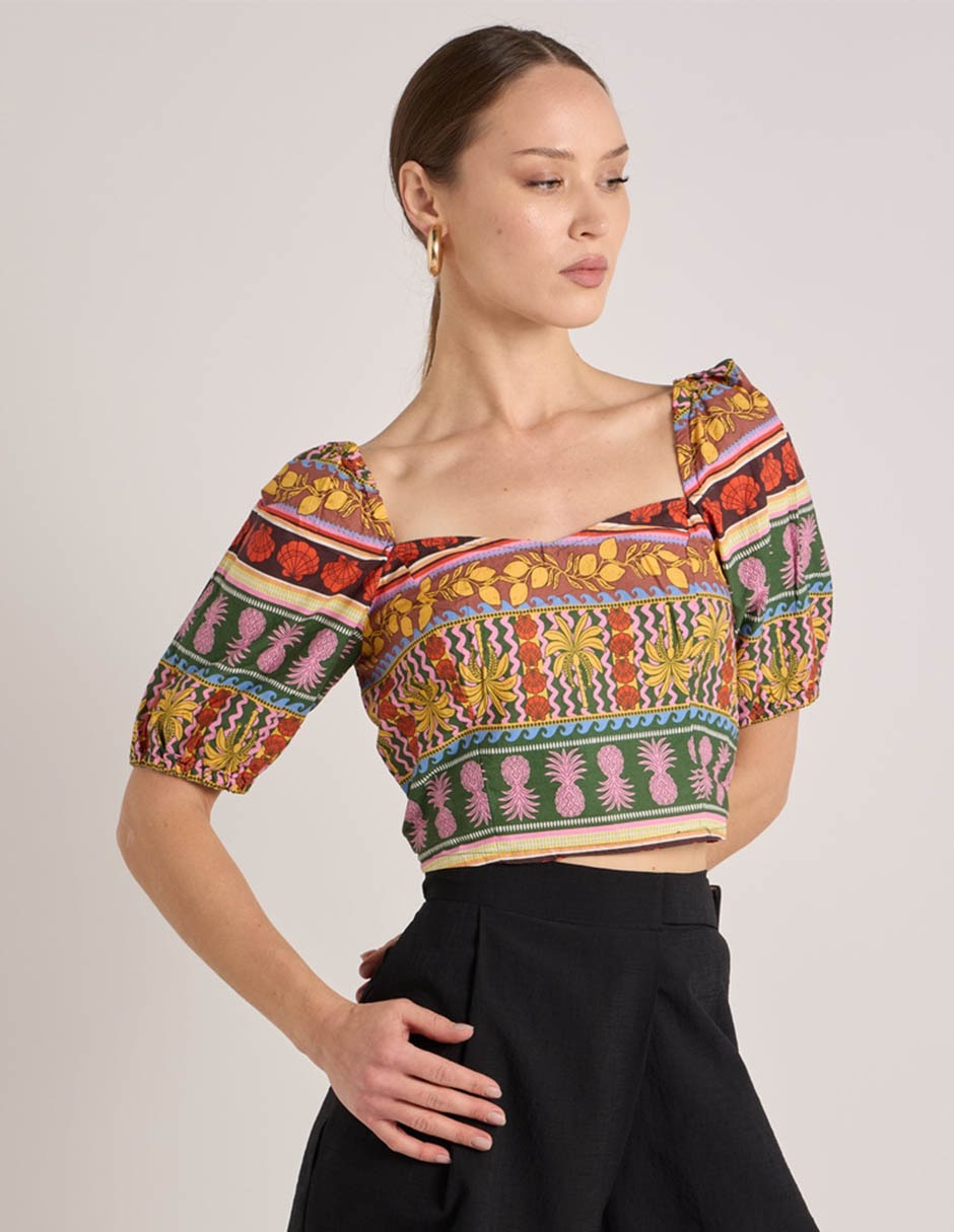 Top cuello regular