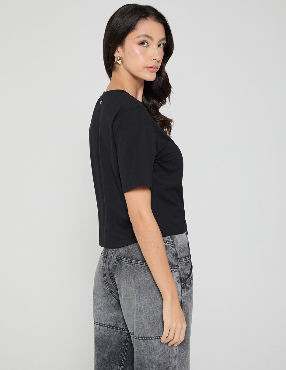Playera manga corta cuello redondo para mujer 4
