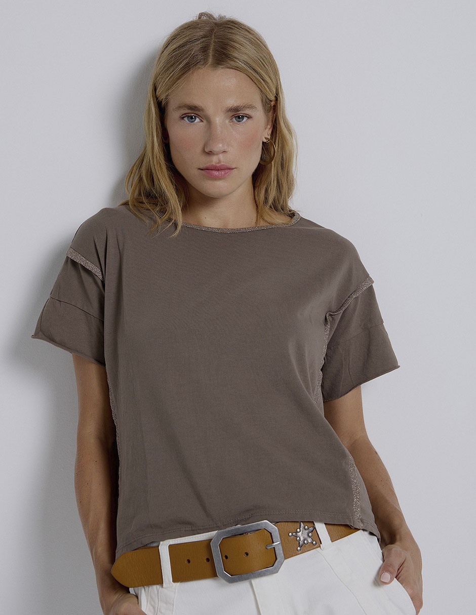 Playera manga corta cuello redondo para mujer