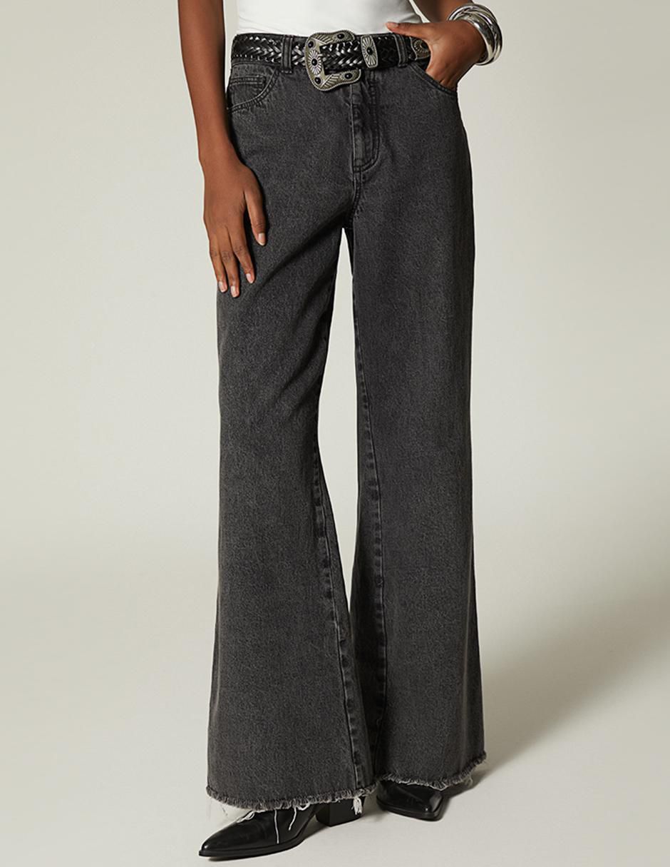 Jeans acampanado black denim western para mujer