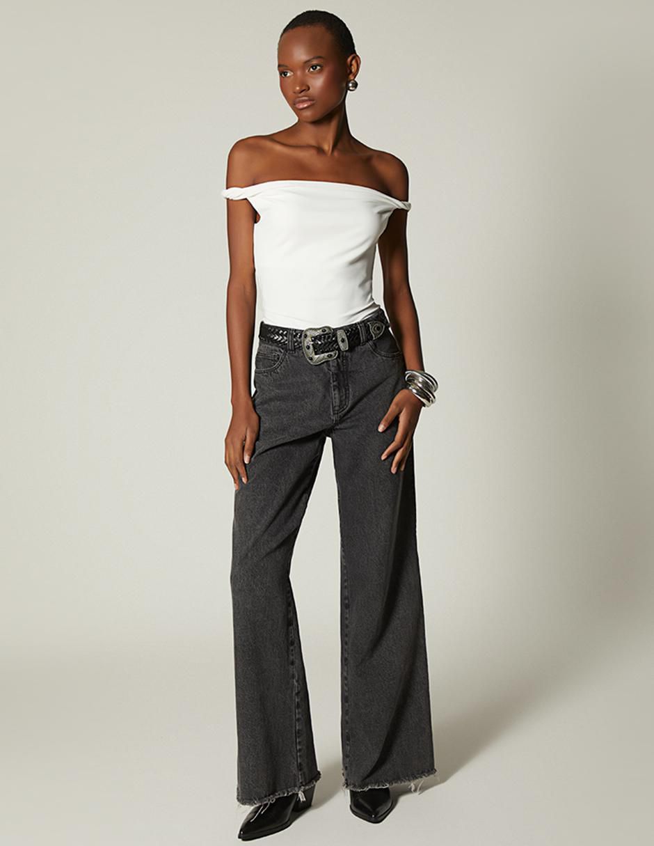 Jeans acampanado black denim western para mujer