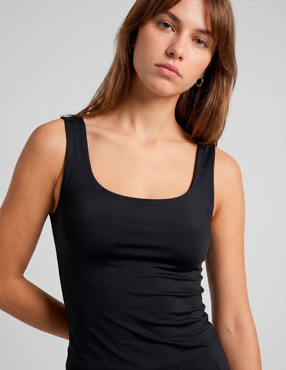 Top petite studio cuello cuadrado escote medio tirante ancho
