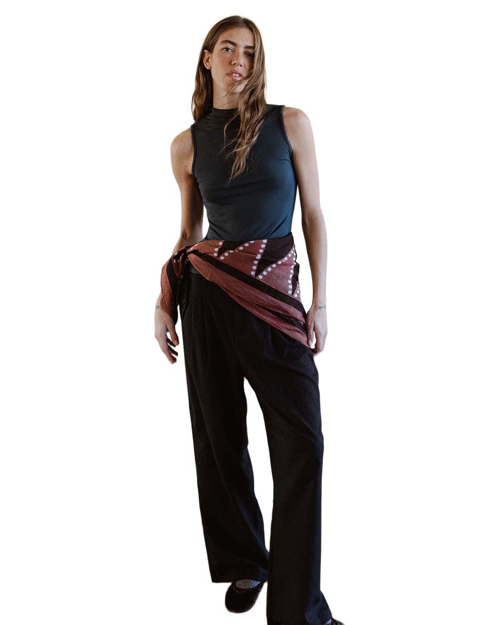 Playera cuello alto para mujer 4