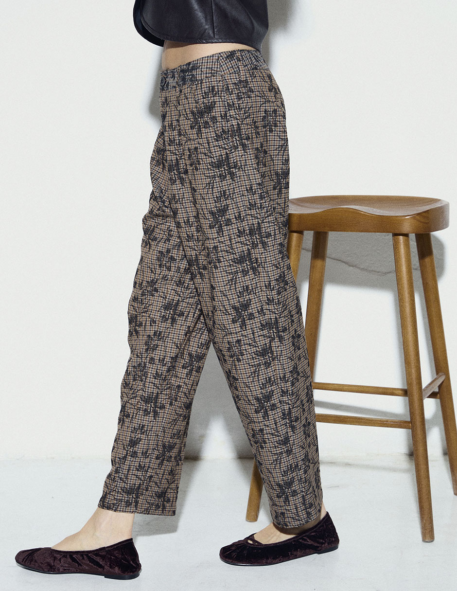 Pantalón regular para mujer 4