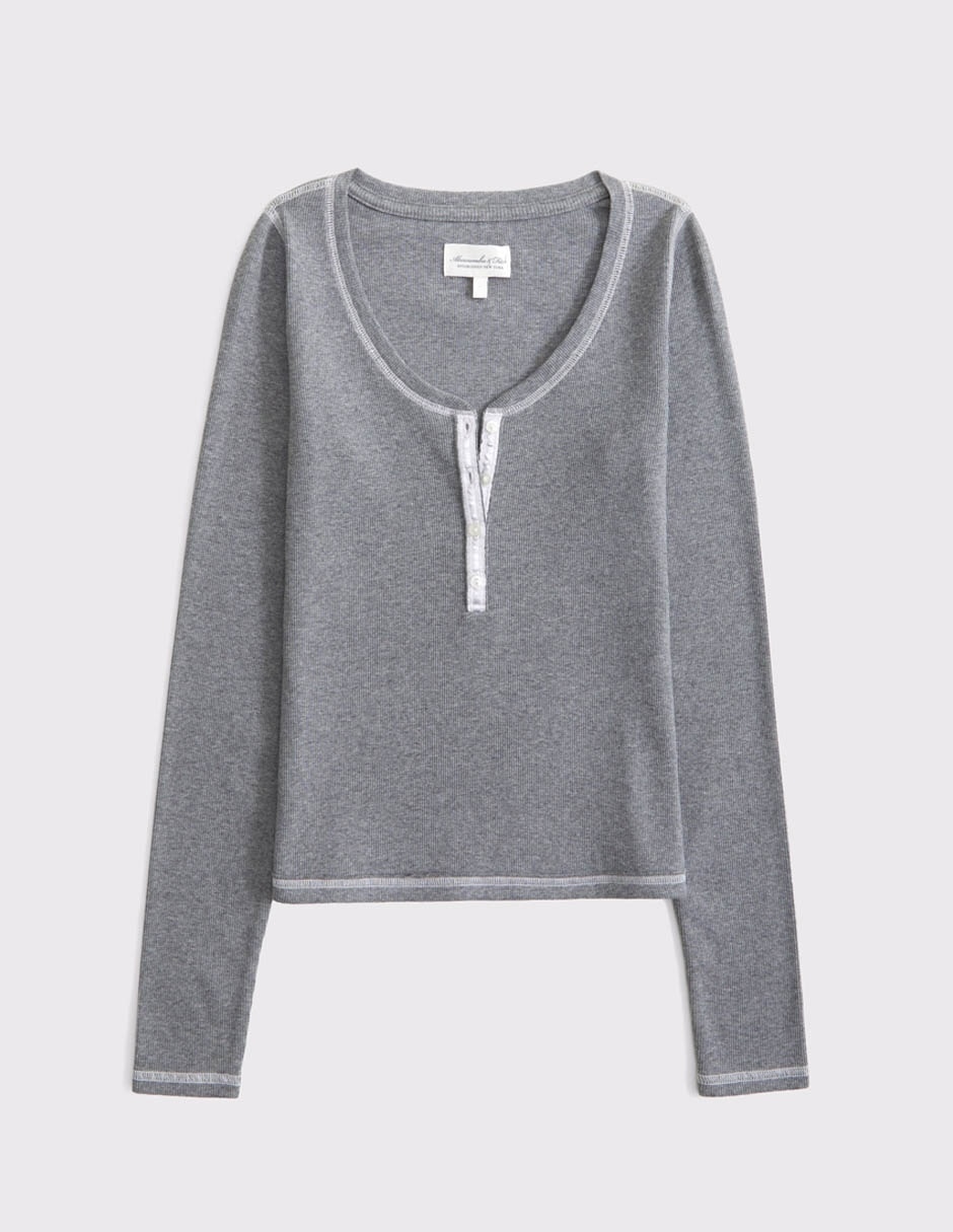 Playera manga larga cuello redondo para mujer