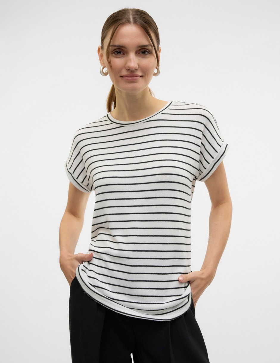 Playera manga corta cuello redondo para mujer 4