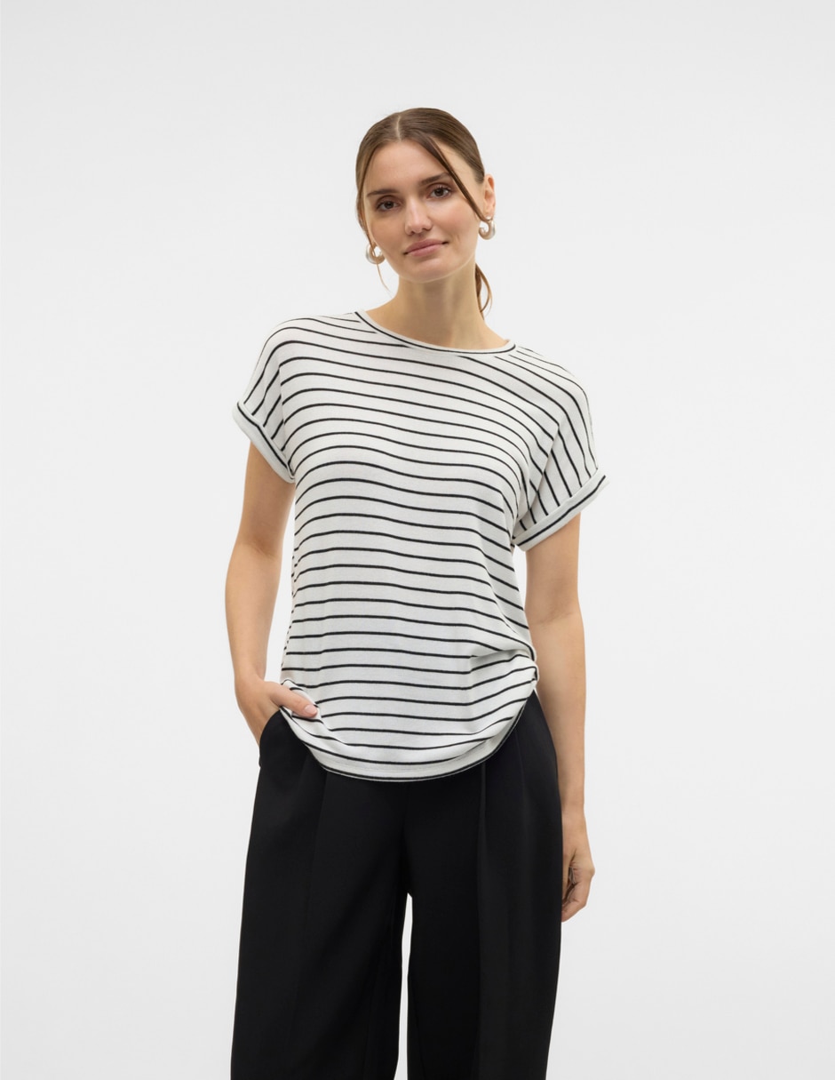 Playera manga corta cuello redondo para mujer