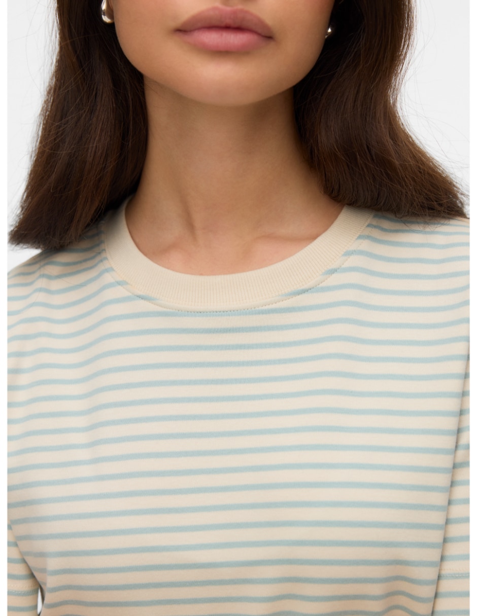 Playera manga corta cuello redondo mujer 3