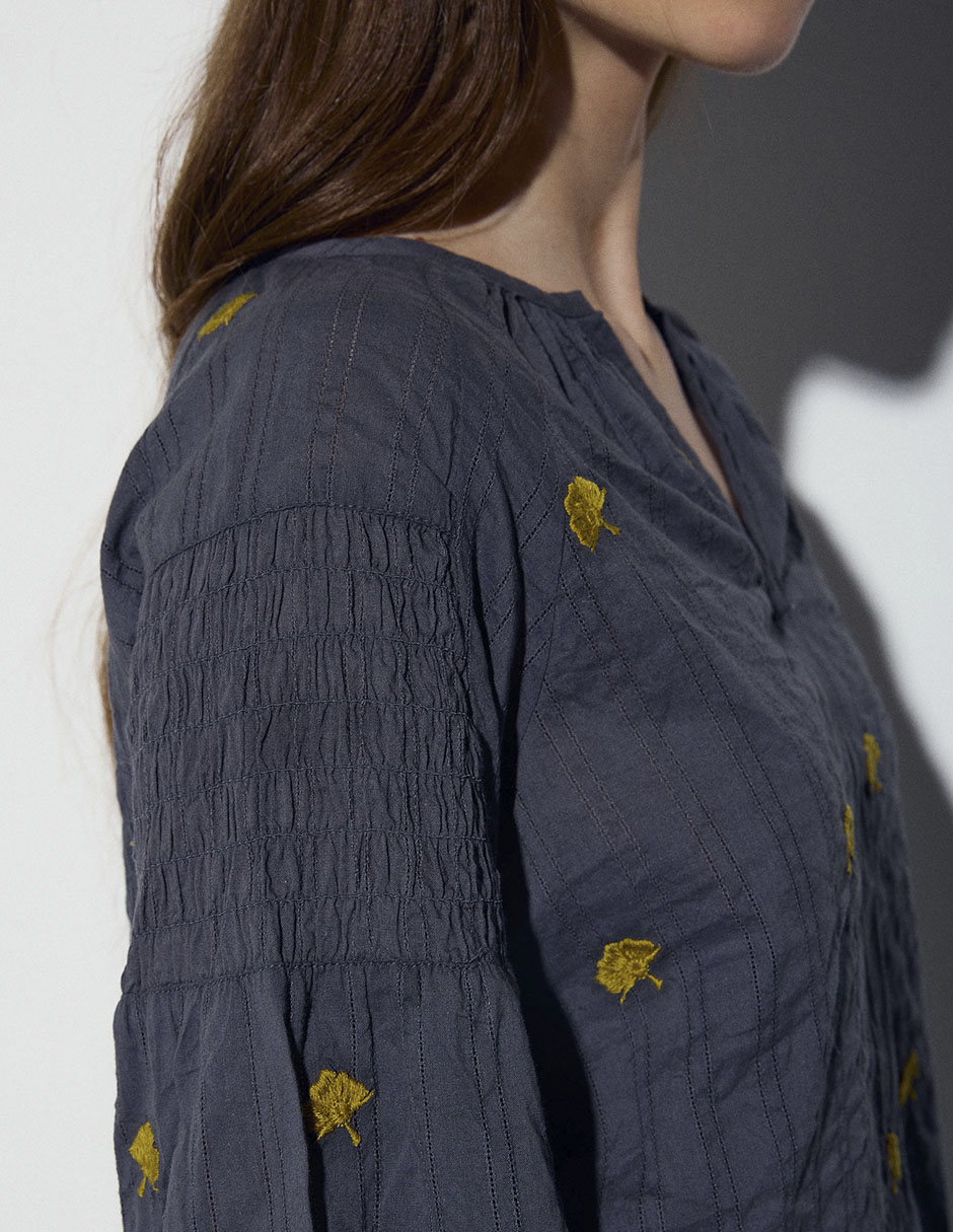 Blusa manga larga para mujer 5
