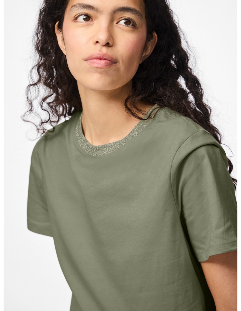 Playera manga corta cuello redondo para mujer 3
