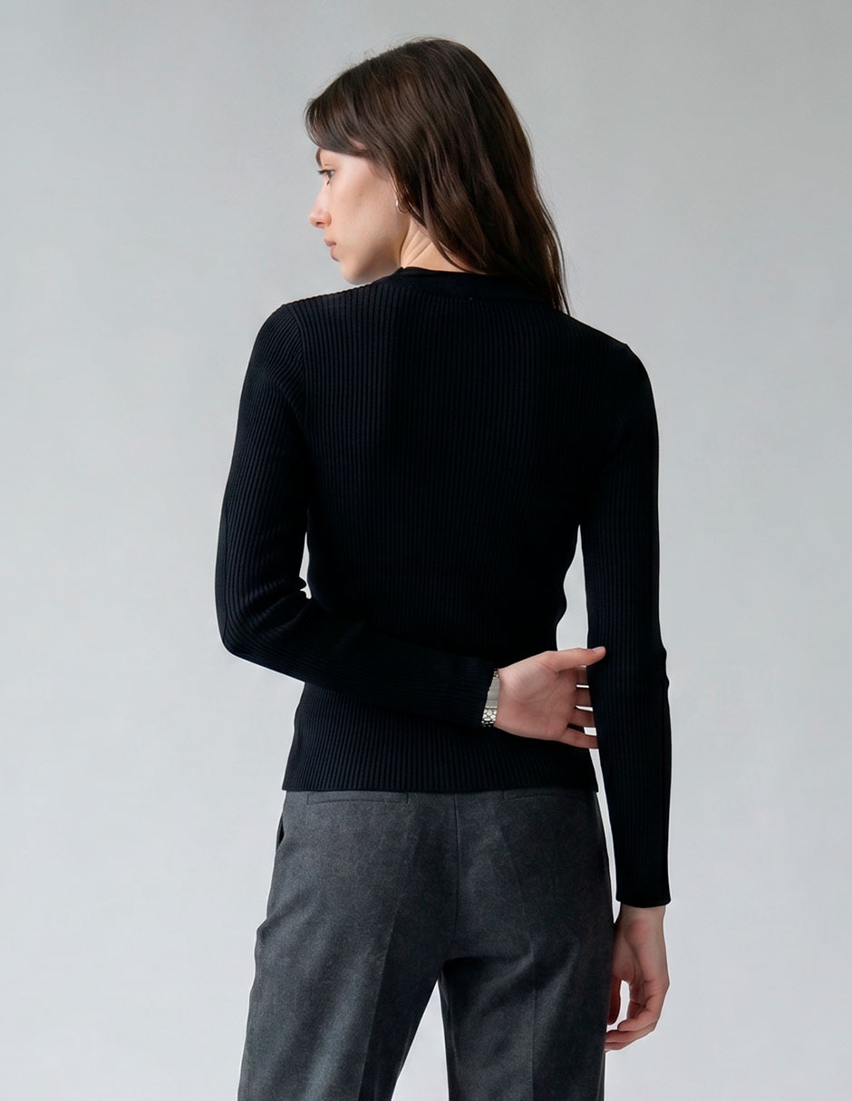Suéter cuello redondo para mujer 2