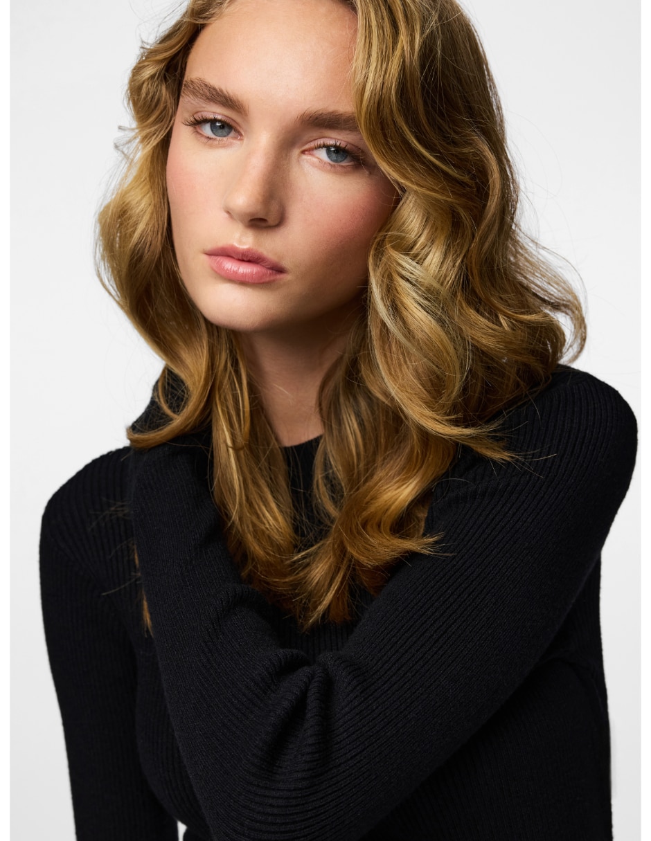 Suéter pieces cuello redondo para mujer