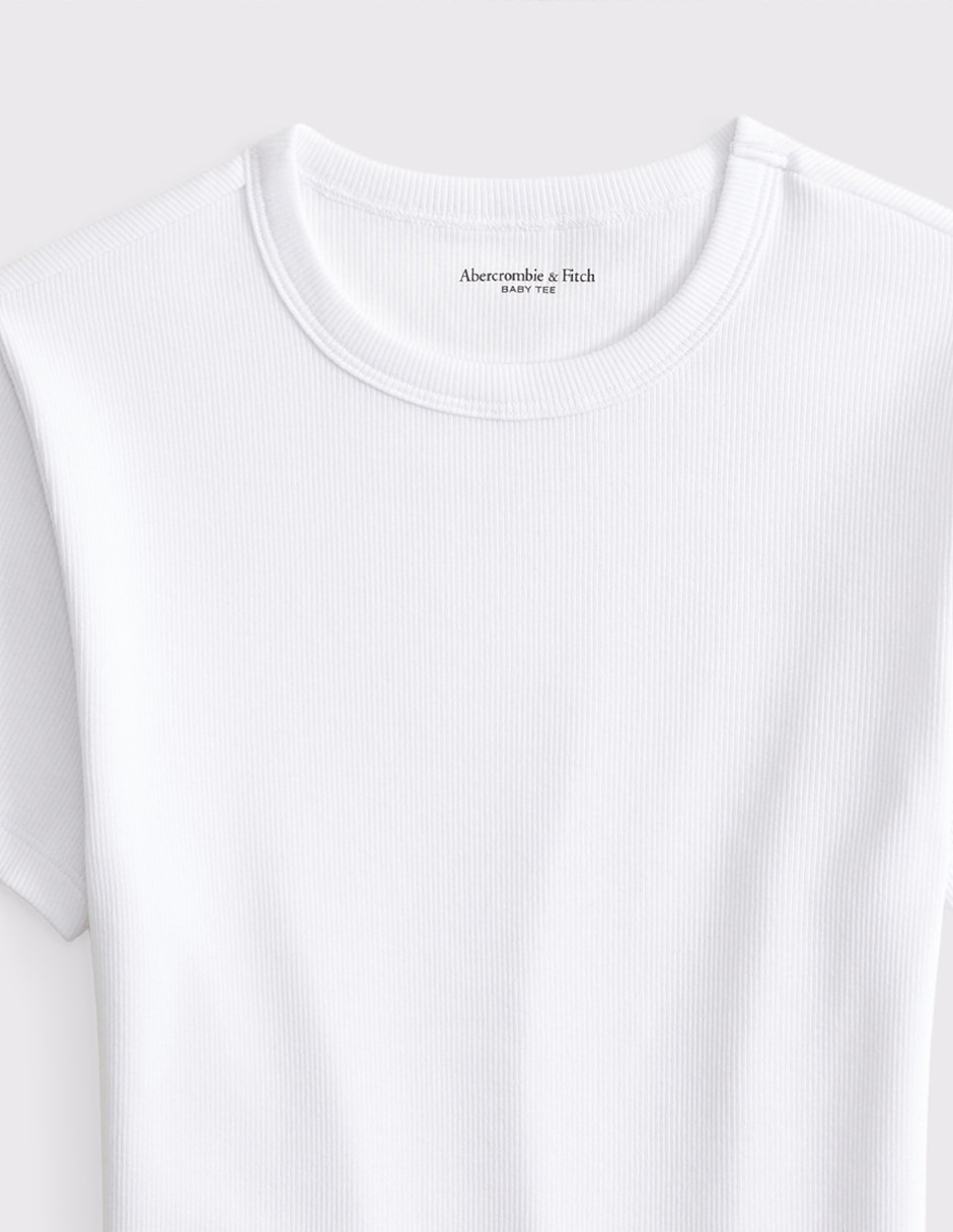 Playera manga corta cuello redondo para mujer 3