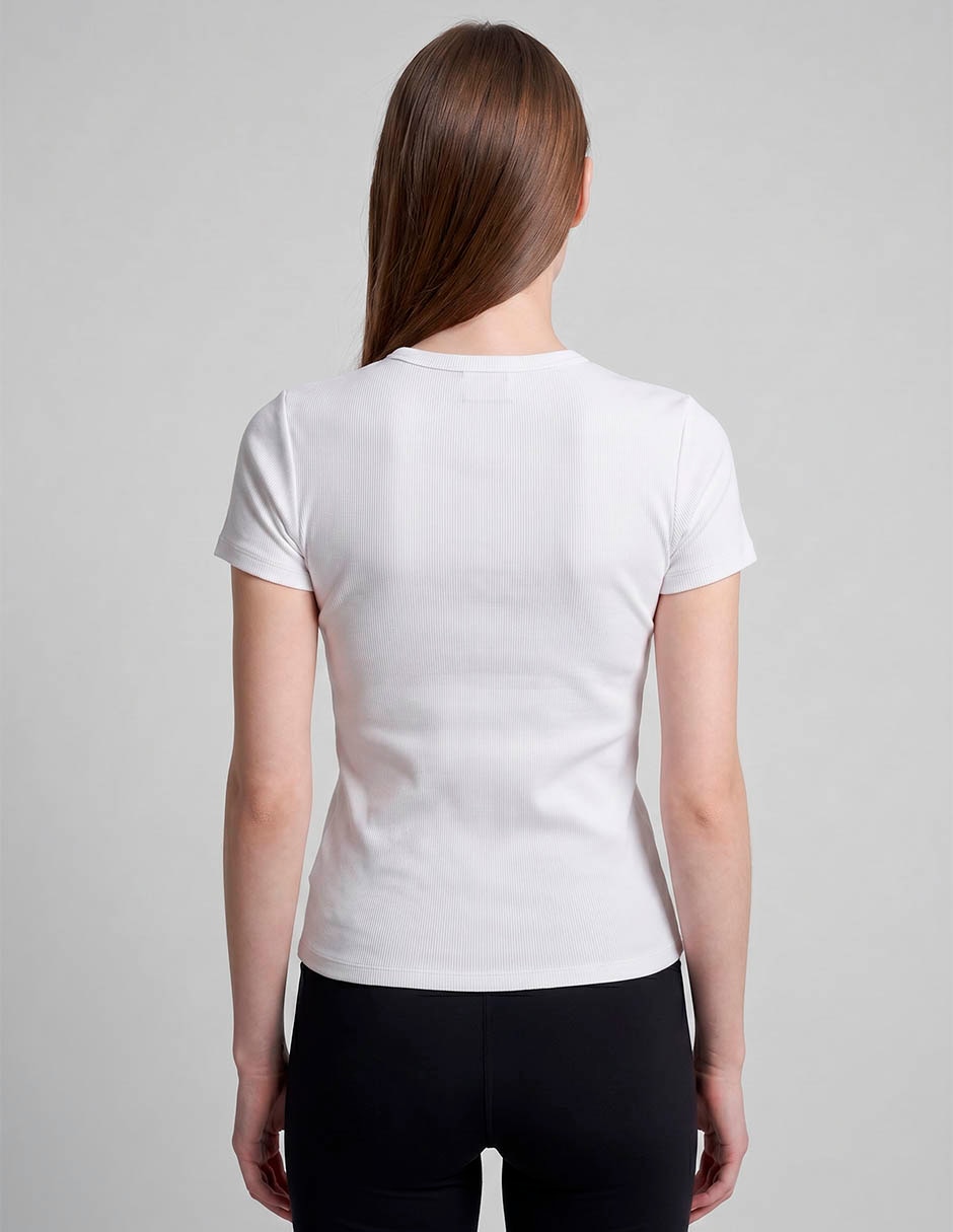 Playera manga corta cuello redondo para mujer