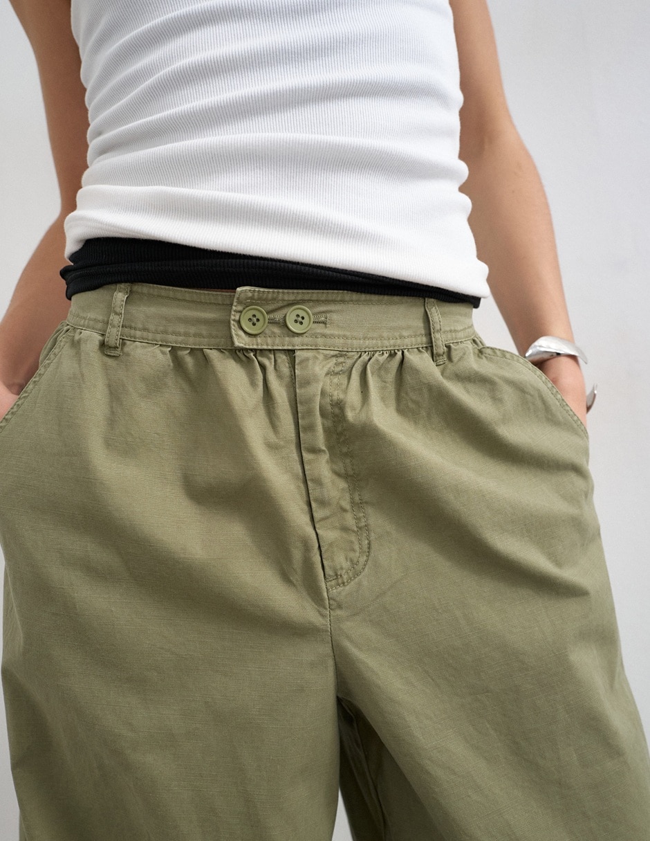 Pantalón jogger amplio para mujer 5