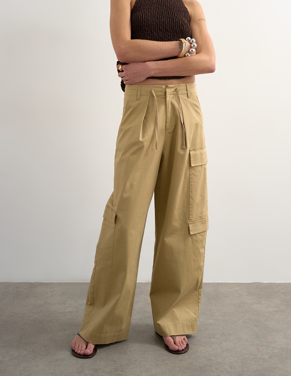 Pantalón cargo amplio para mujer