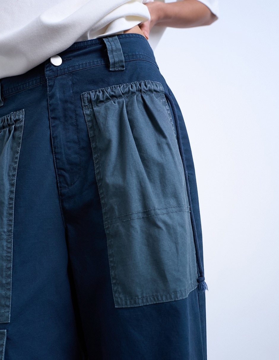 Pantalón cargo amplio para mujer 2