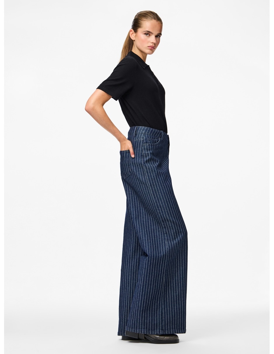 Jeans regular wide leg corte cintura alta para mujer 3