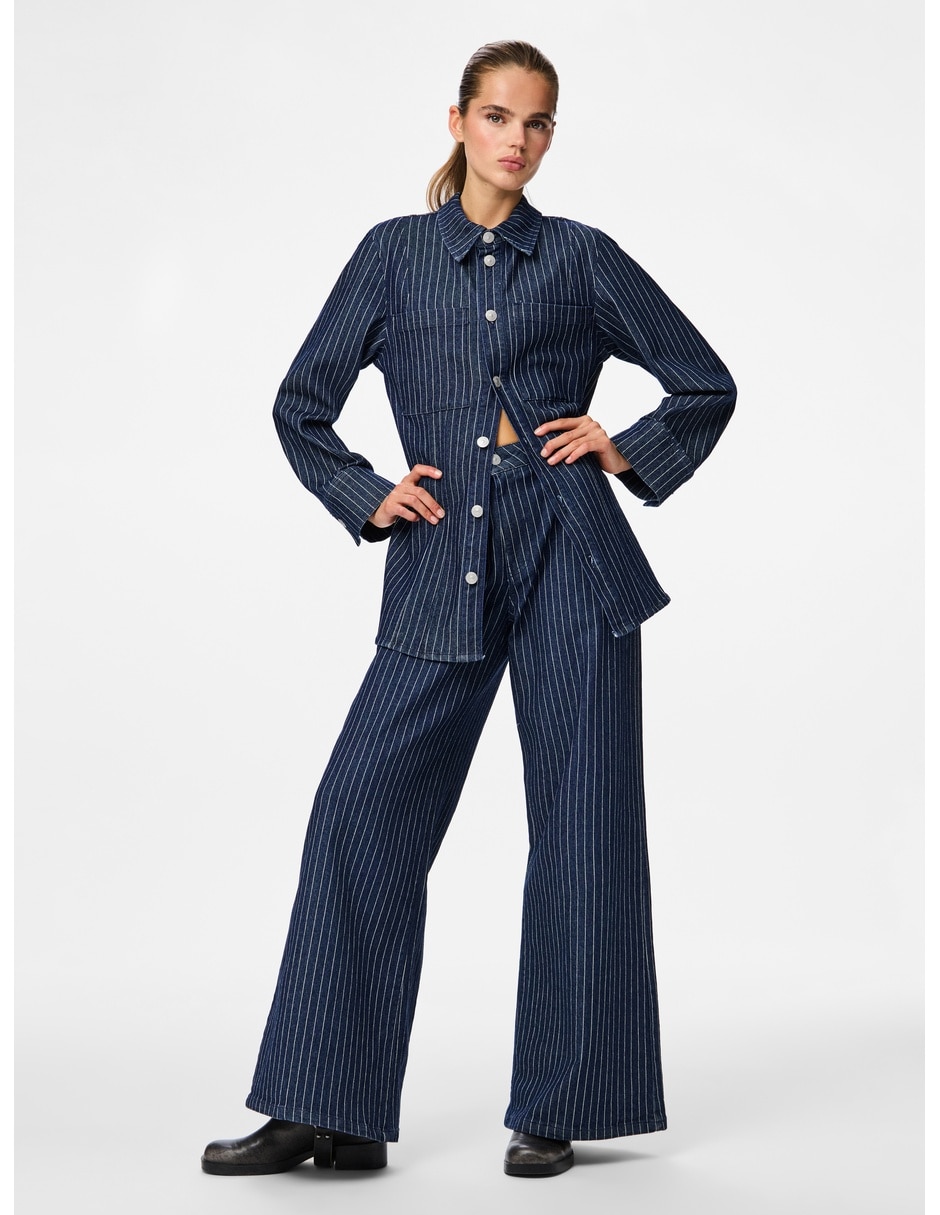 Jeans regular wide leg corte cintura alta para mujer 4