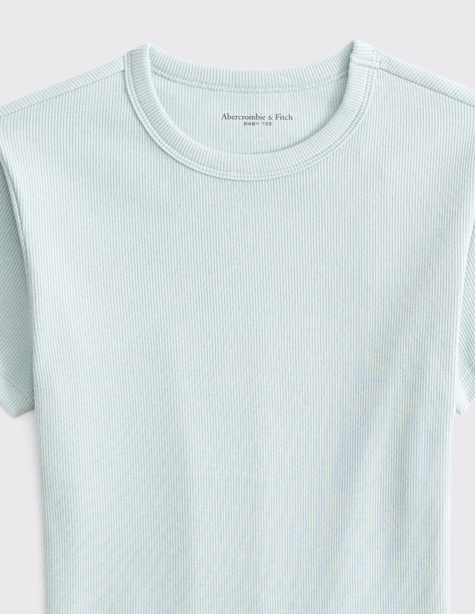 Playera manga corta Sm26 cuello redondo para mujer 3