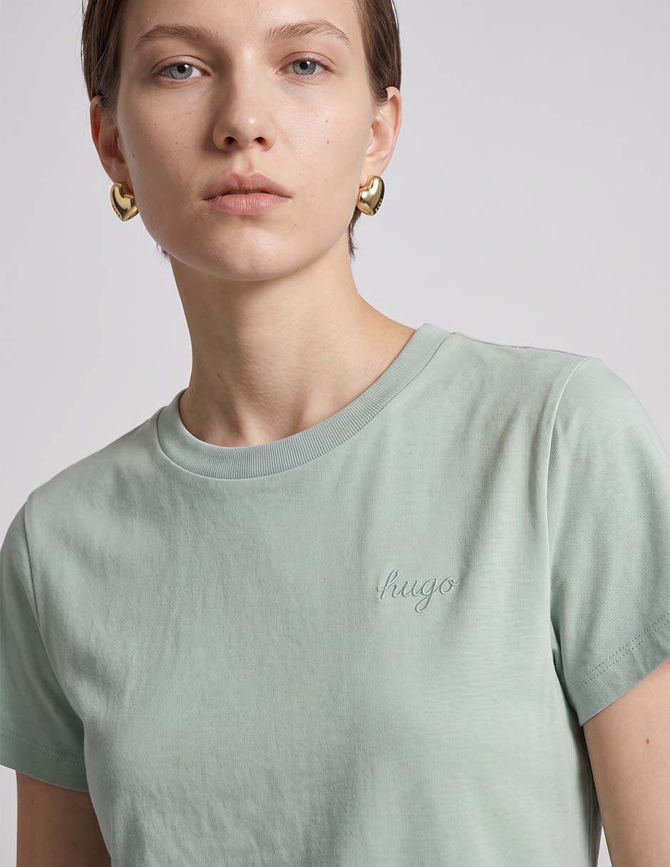Playera manga corta cuello redondo para mujer 3