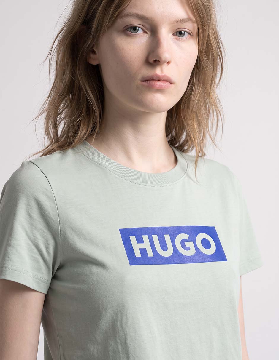 Playera manga corta cuello redondo para mujer