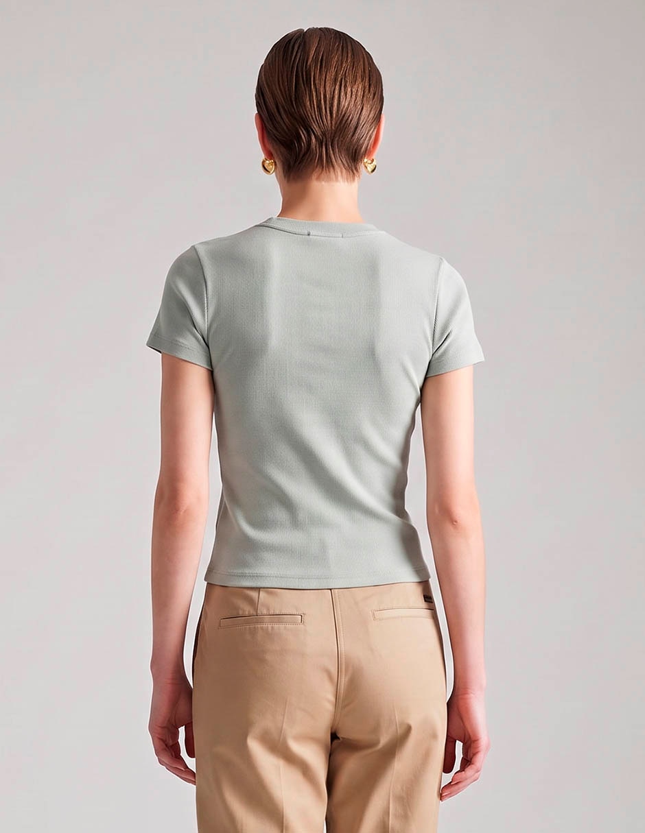 Playera manga corta cuello redondo para mujer 2