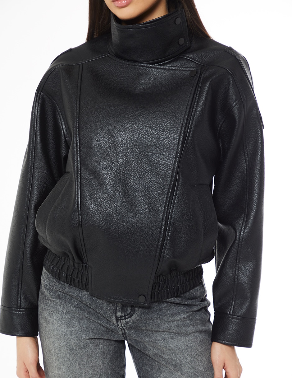 Chamarra impermeable para mujer 3