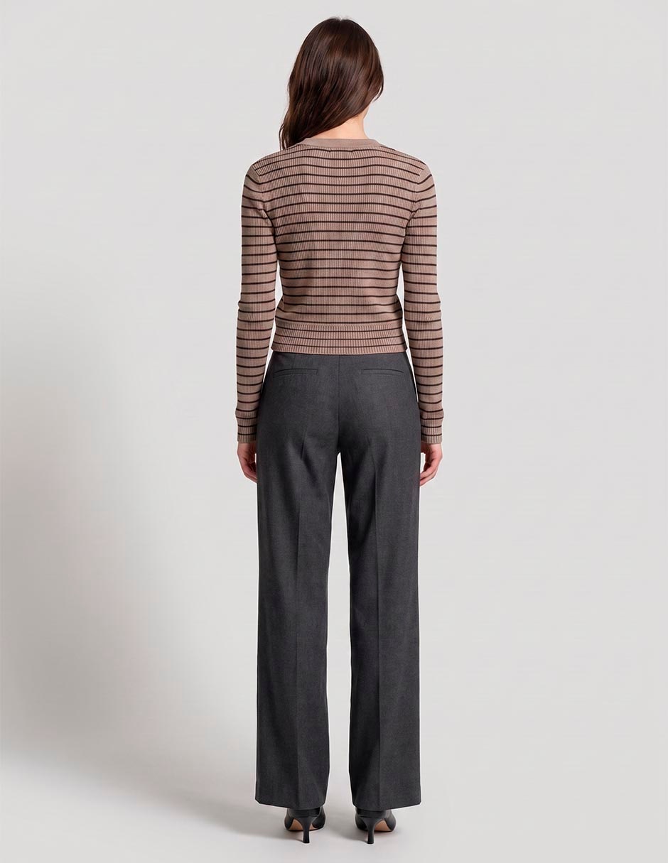 Suéter cuello redondo para mujer 3