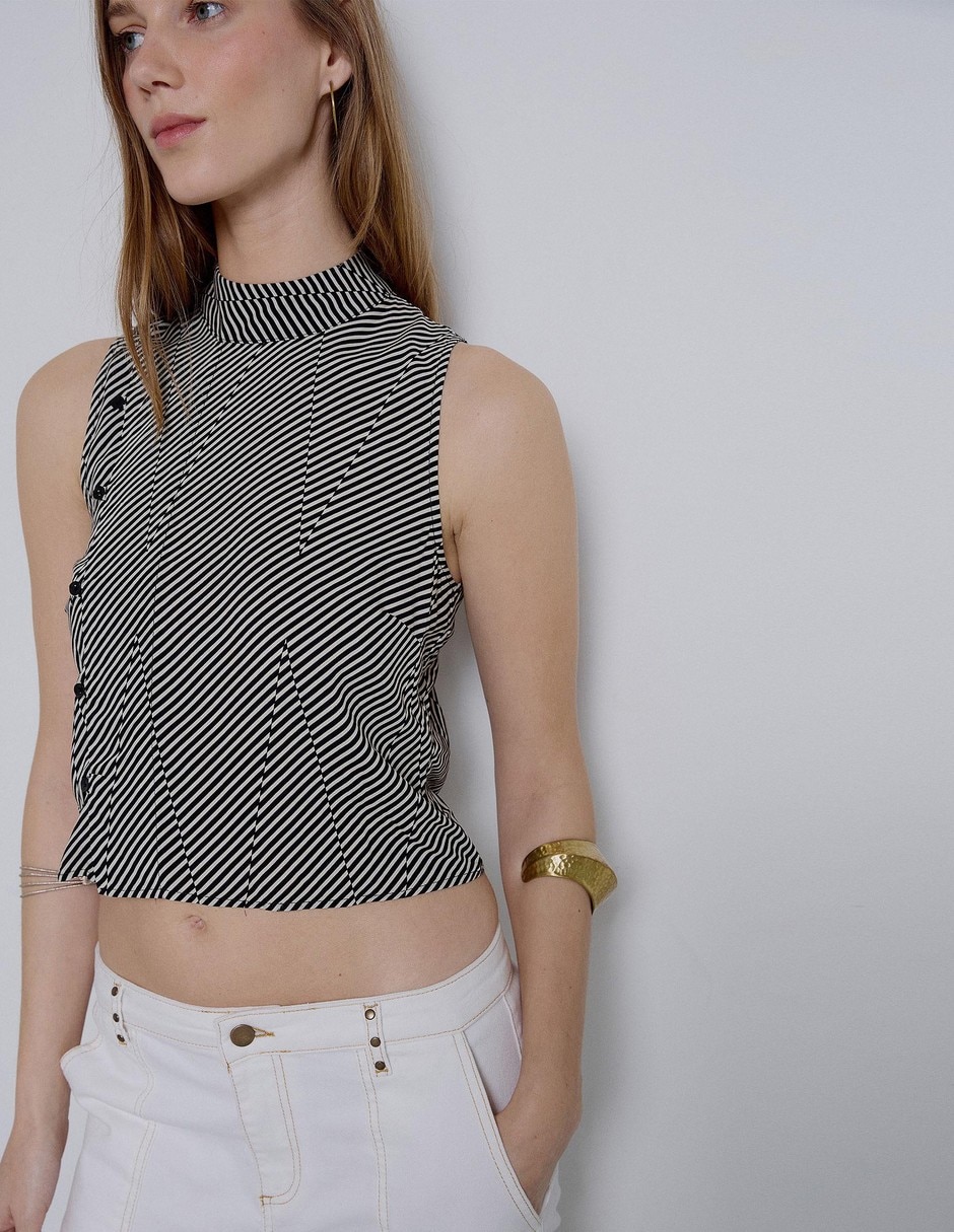 Top cuello alto tirante Top cuello alto tirante
