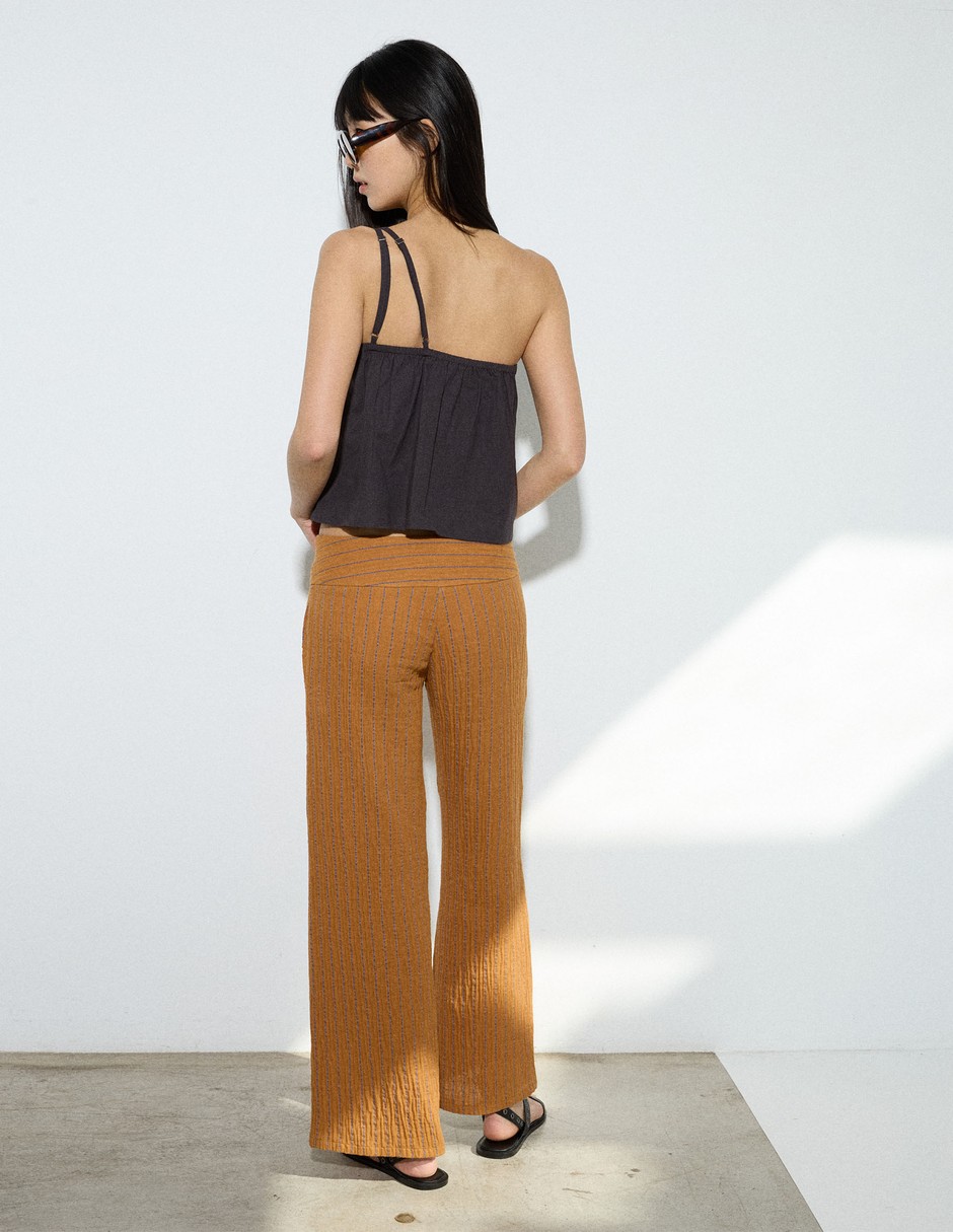 Pantalón regular amplio para mujer 4